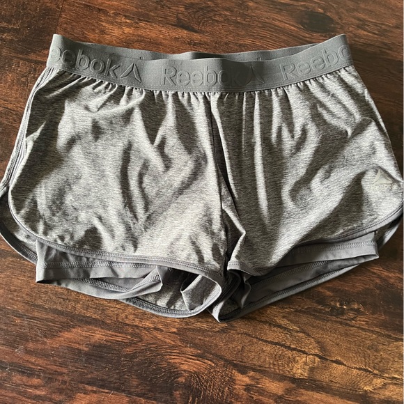 Reebok shorts - Picture 1 of 4